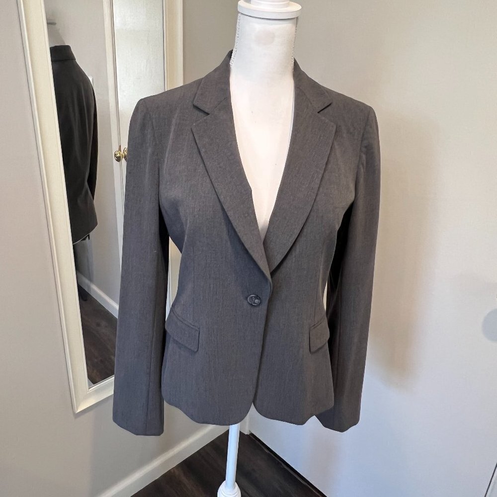Tahari Gray Single Button Blazer, Size 8